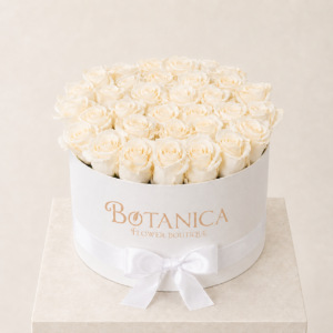 Pearl Elegance 50 White Rose Box